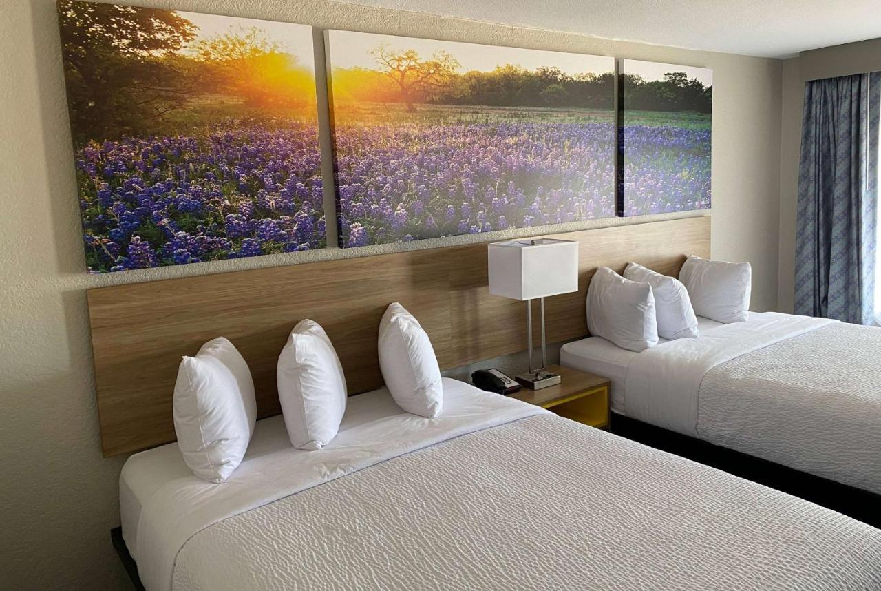Days Inn By Wyndham Waco University Area Luaran gambar