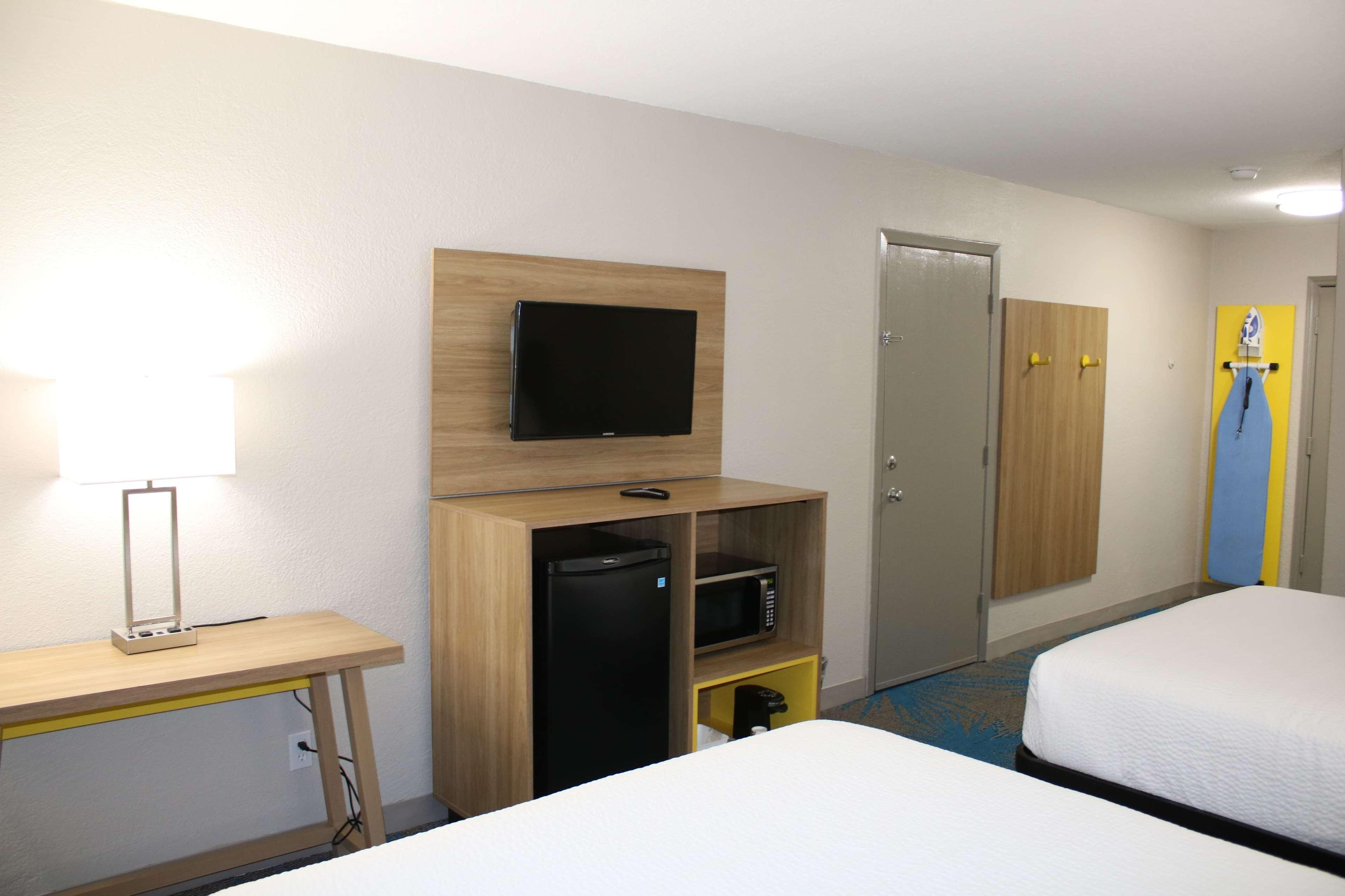 Days Inn By Wyndham Waco University Area Luaran gambar