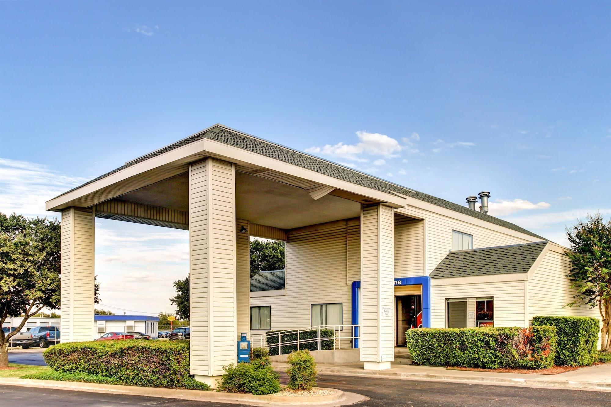 Days Inn By Wyndham Waco University Area Luaran gambar