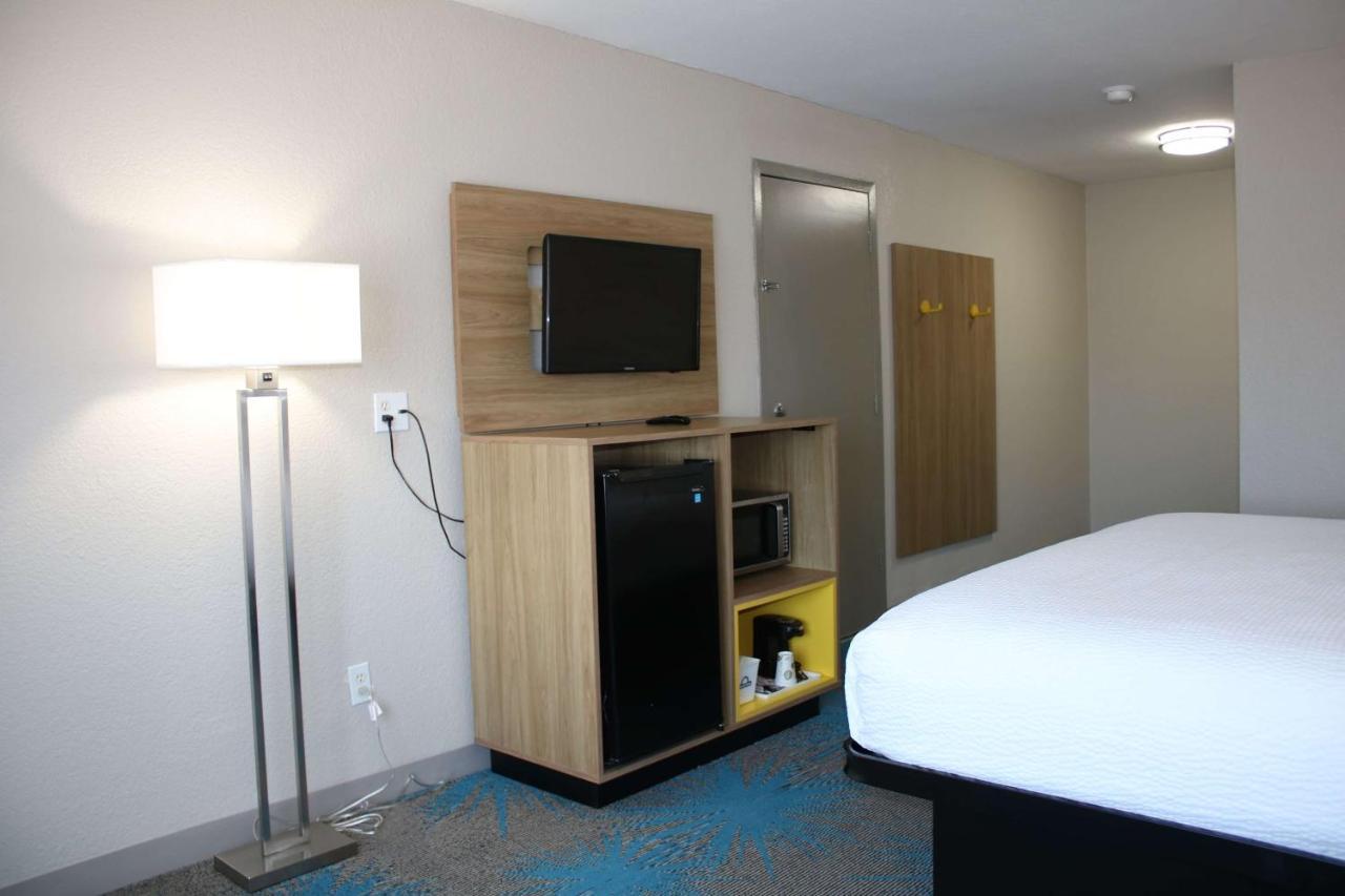 Days Inn By Wyndham Waco University Area Luaran gambar